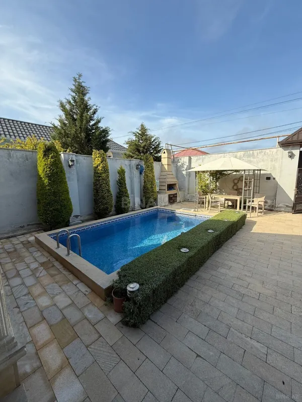 Kirayə verilir 4 otaqlı həyət evi 220 m²