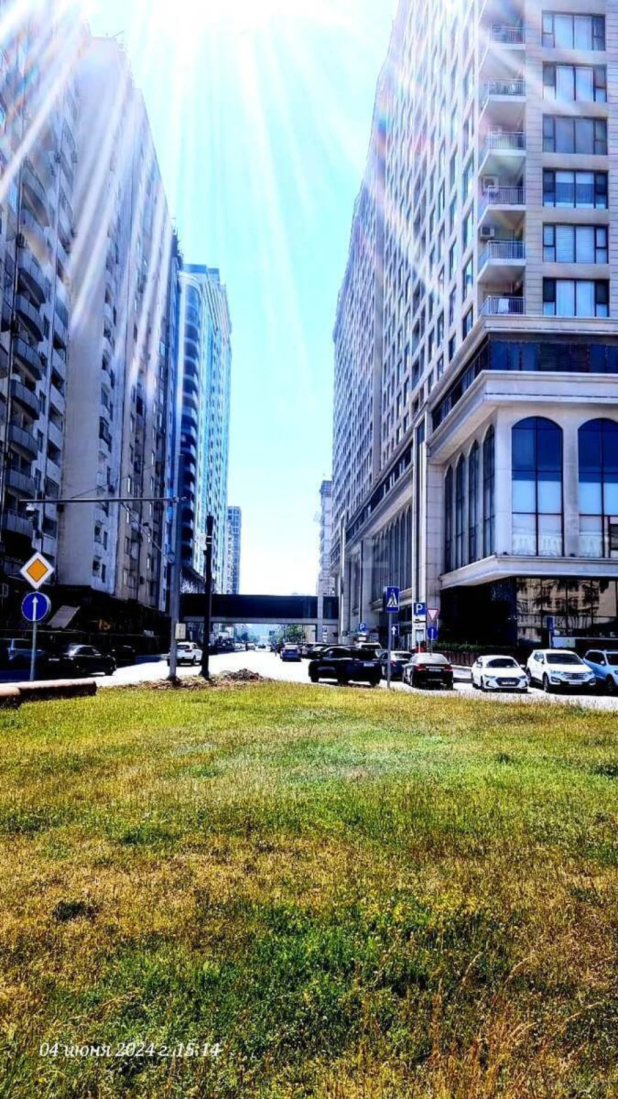 Satılır 3 otaqlı mənzil 141 m²