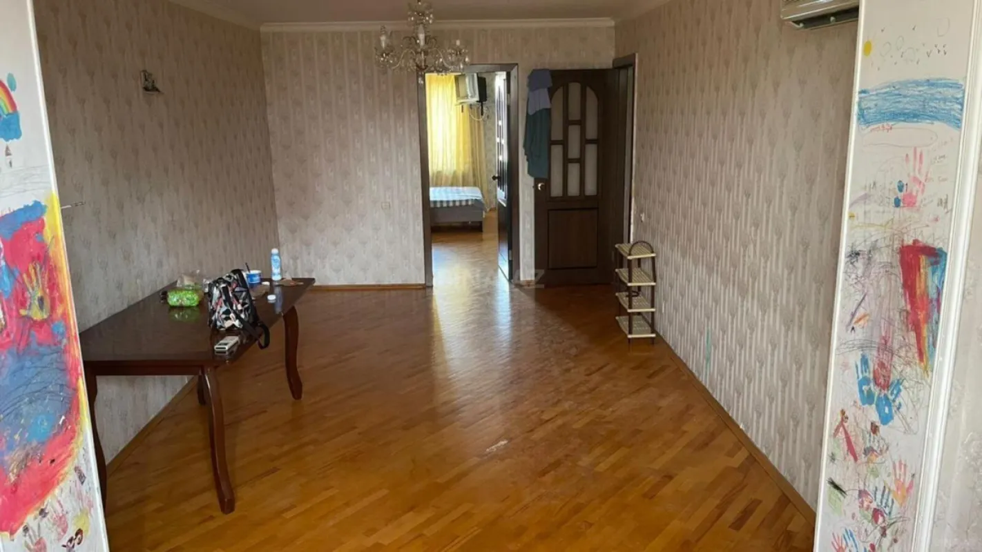 Satılır 3 otaqlı mənzil 60 m²