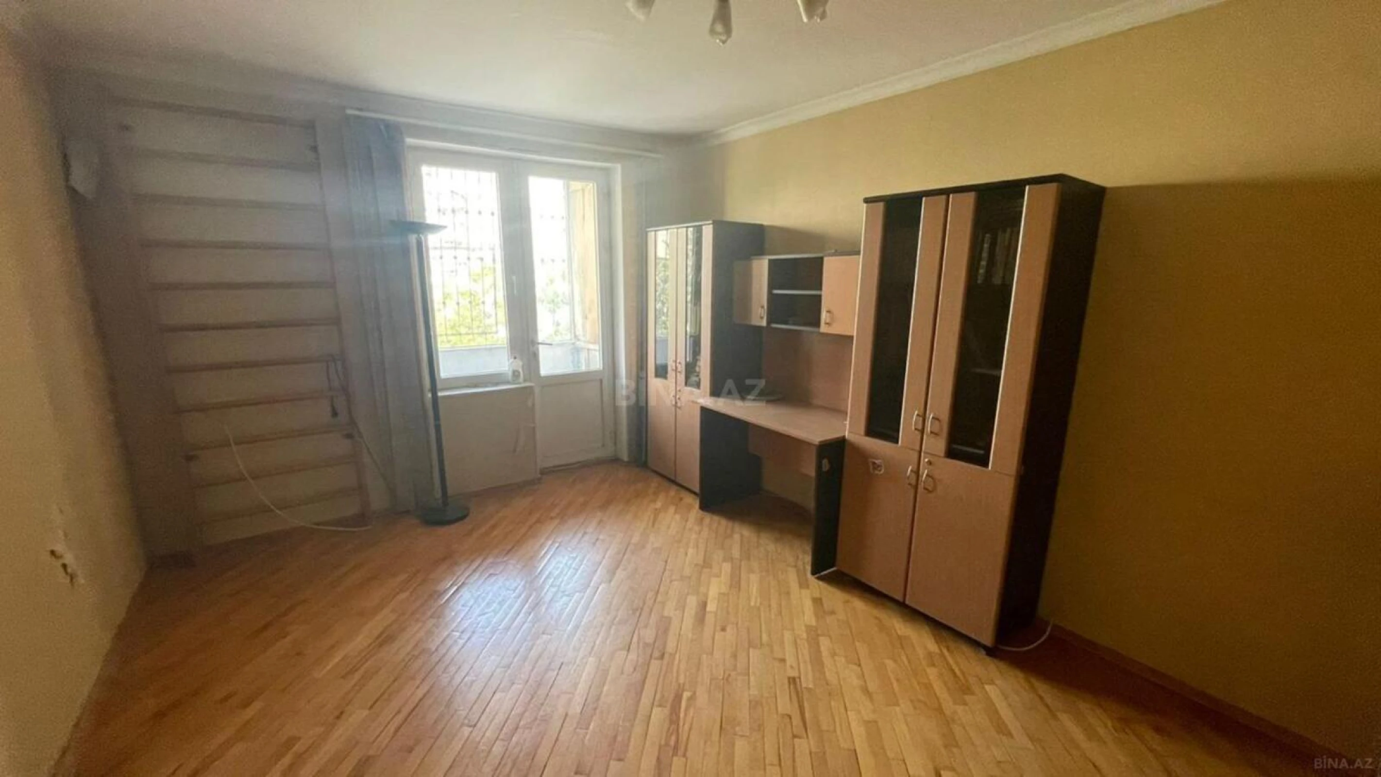 Satılır 3 otaqlı mənzil 60 m²