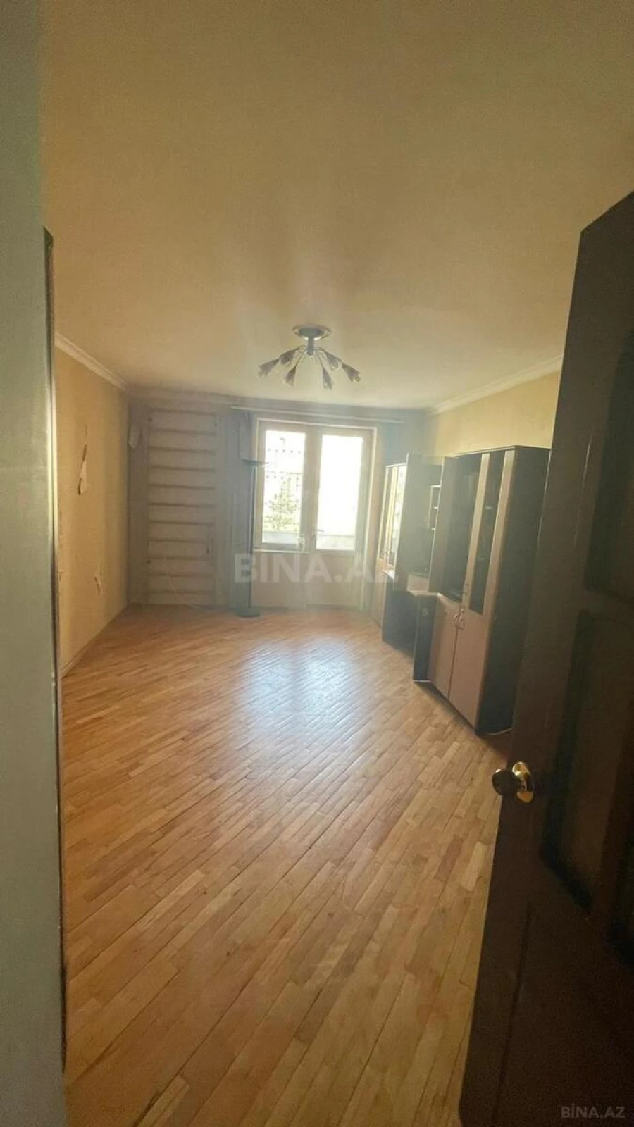 Satılır 3 otaqlı mənzil 60 m²
