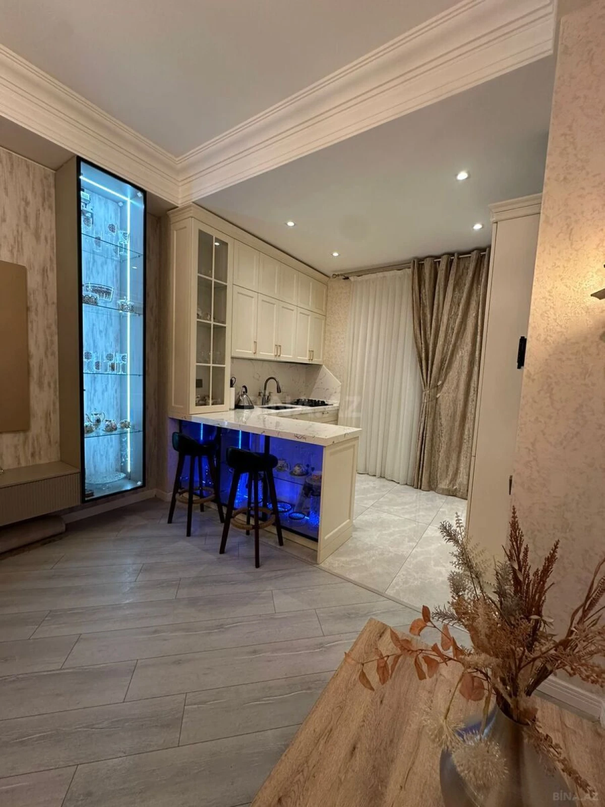 Satılır 3 otaqlı mənzil 72 m²