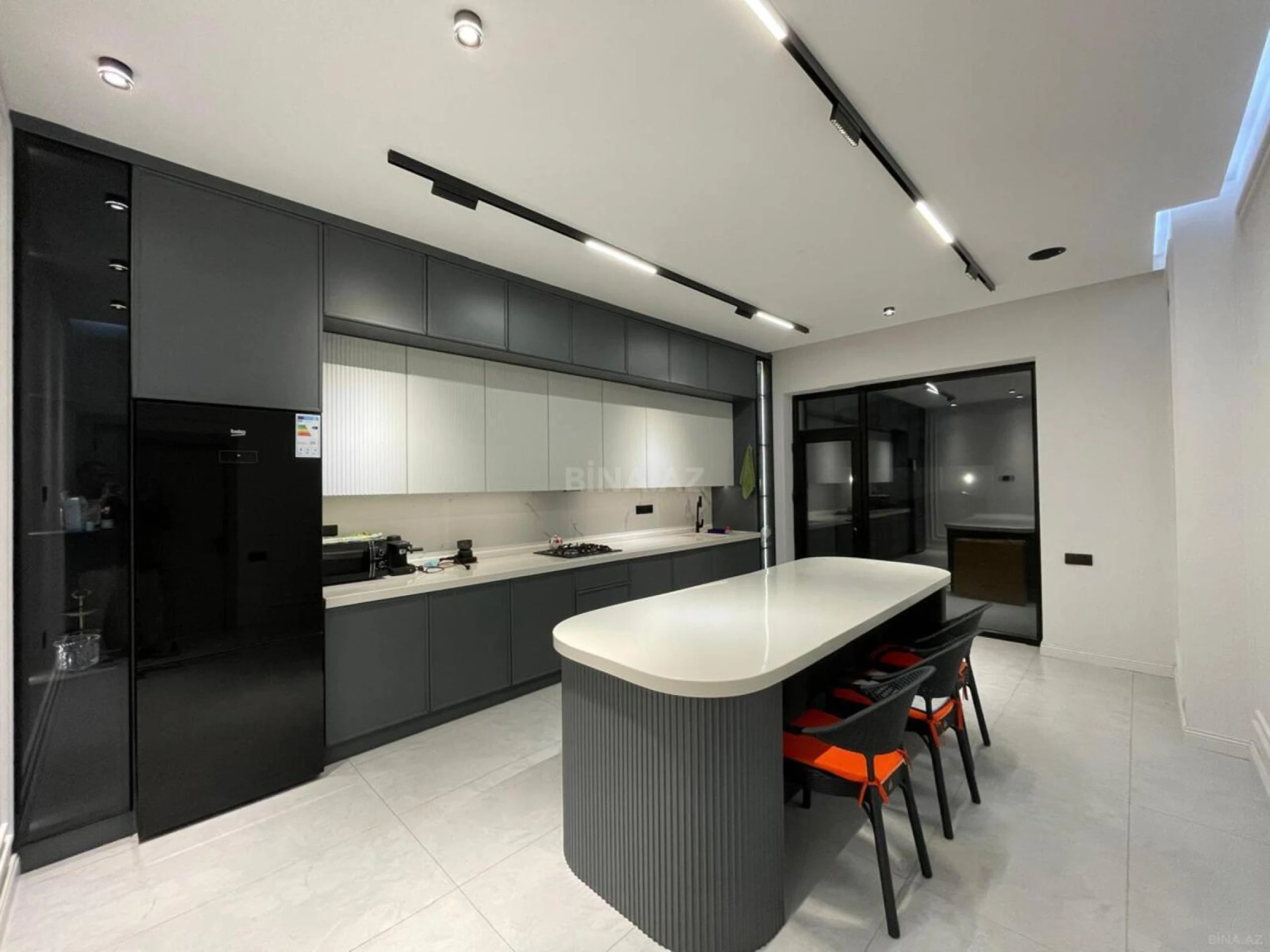 Kirayə verilir 5 otaqlı həyət evi 320 m²