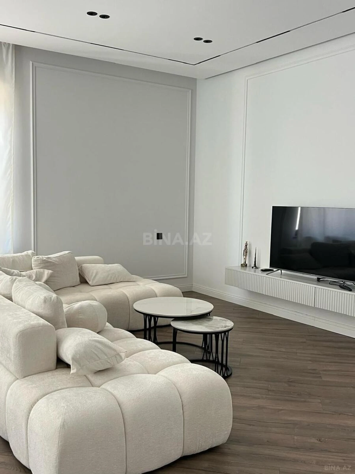 Kirayə verilir 5 otaqlı həyət evi 320 m²