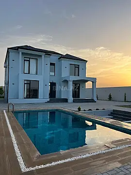 Kirayə verilir 5 otaqlı həyət evi 320 m²