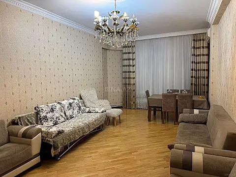 Kirayə verilir 3 otaqlı mənzil 110 m²