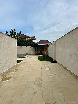 Kirayə verilir 4 otaqlı həyət evi 250 m²