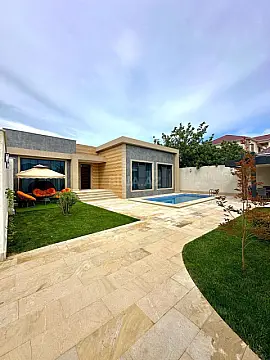 Kirayə verilir 4 otaqlı həyət evi 250 m²