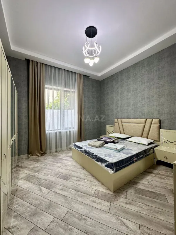 Kirayə verilir 4 otaqlı həyət evi 250 m²