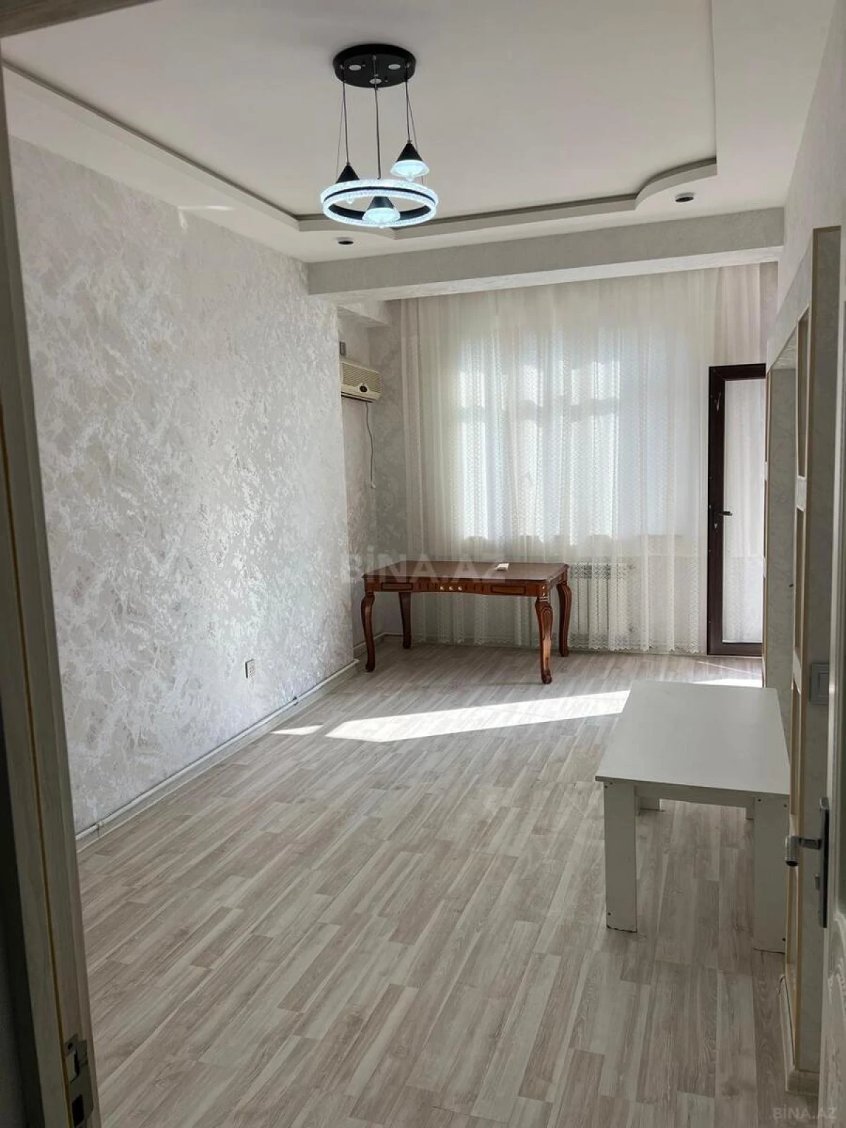 Satılır 3 otaqlı mənzil 70 m²