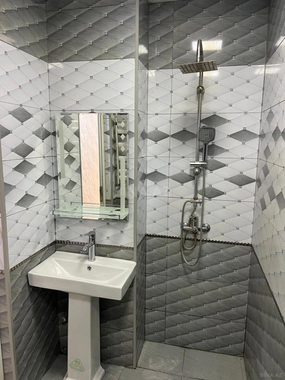 Satılır 3 otaqlı mənzil 70 m²