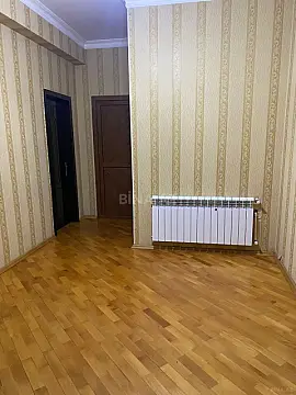 Kirayə verilir 2 otaqlı mənzil 80 m²