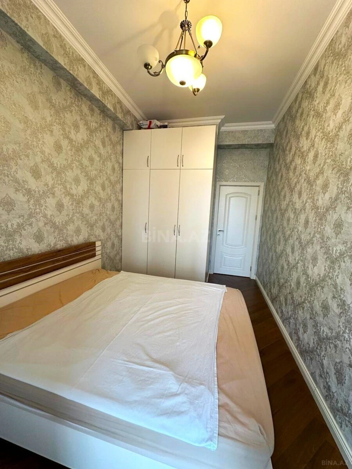 Satılır 2 otaqlı mənzil 60 m²