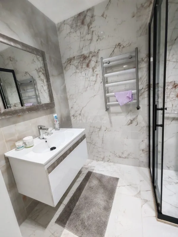 Kirayə verilir 3 otaqlı mənzil 110 m²