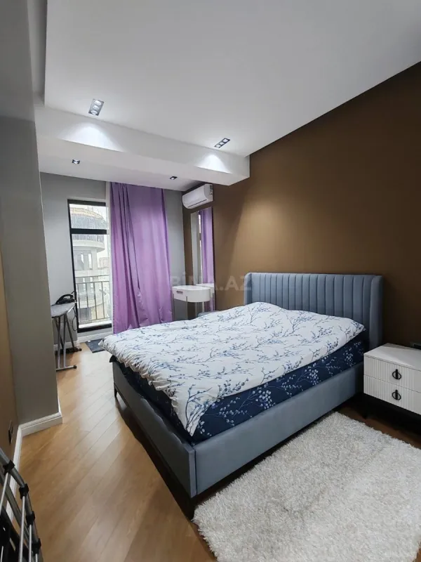 Kirayə verilir 3 otaqlı mənzil 110 m²