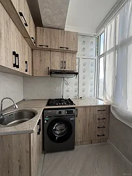 Satılır 2 otaqlı mənzil 53 m²