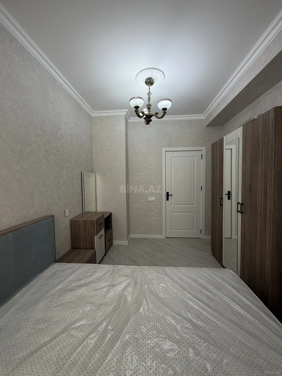 Satılır 2 otaqlı mənzil 53 m²
