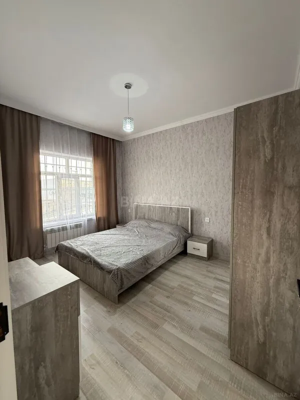 Satılır 4 otaqlı həyət evi 200 m²