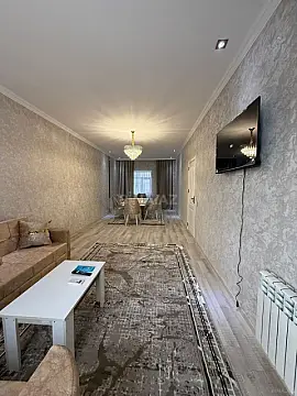 Satılır 4 otaqlı həyət evi 200 m²