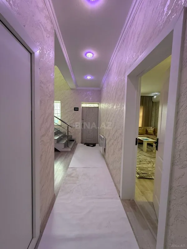 Satılır 4 otaqlı həyət evi 200 m²