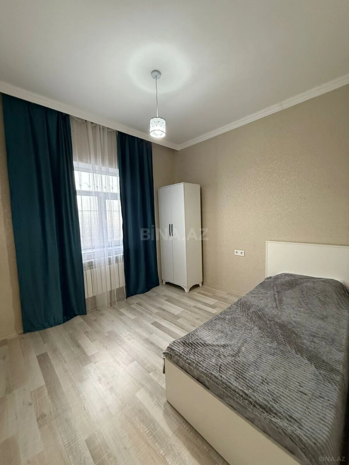 Satılır 4 otaqlı həyət evi 200 m²
