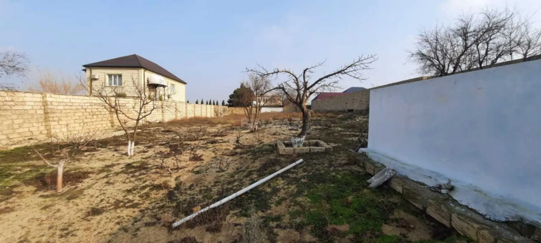 Satılır 6 otaqlı həyət evi 200 m²