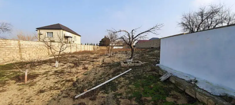 Satılır 6 otaqlı həyət evi 200 m²