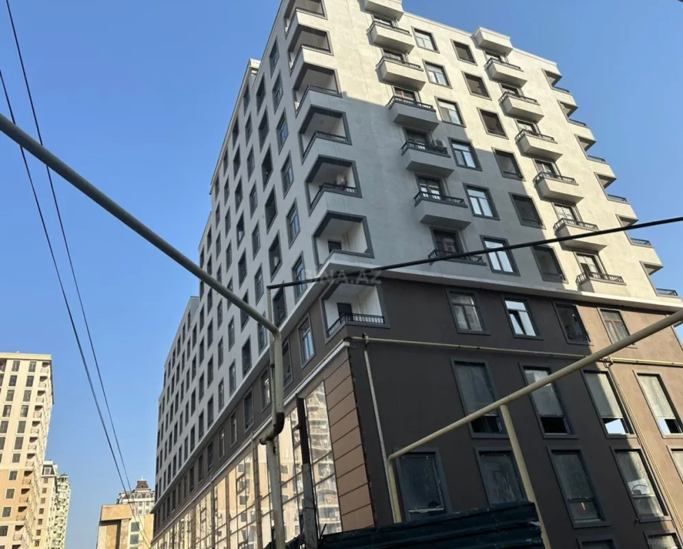 Satılır 1 otaqlı mənzil 80 m²