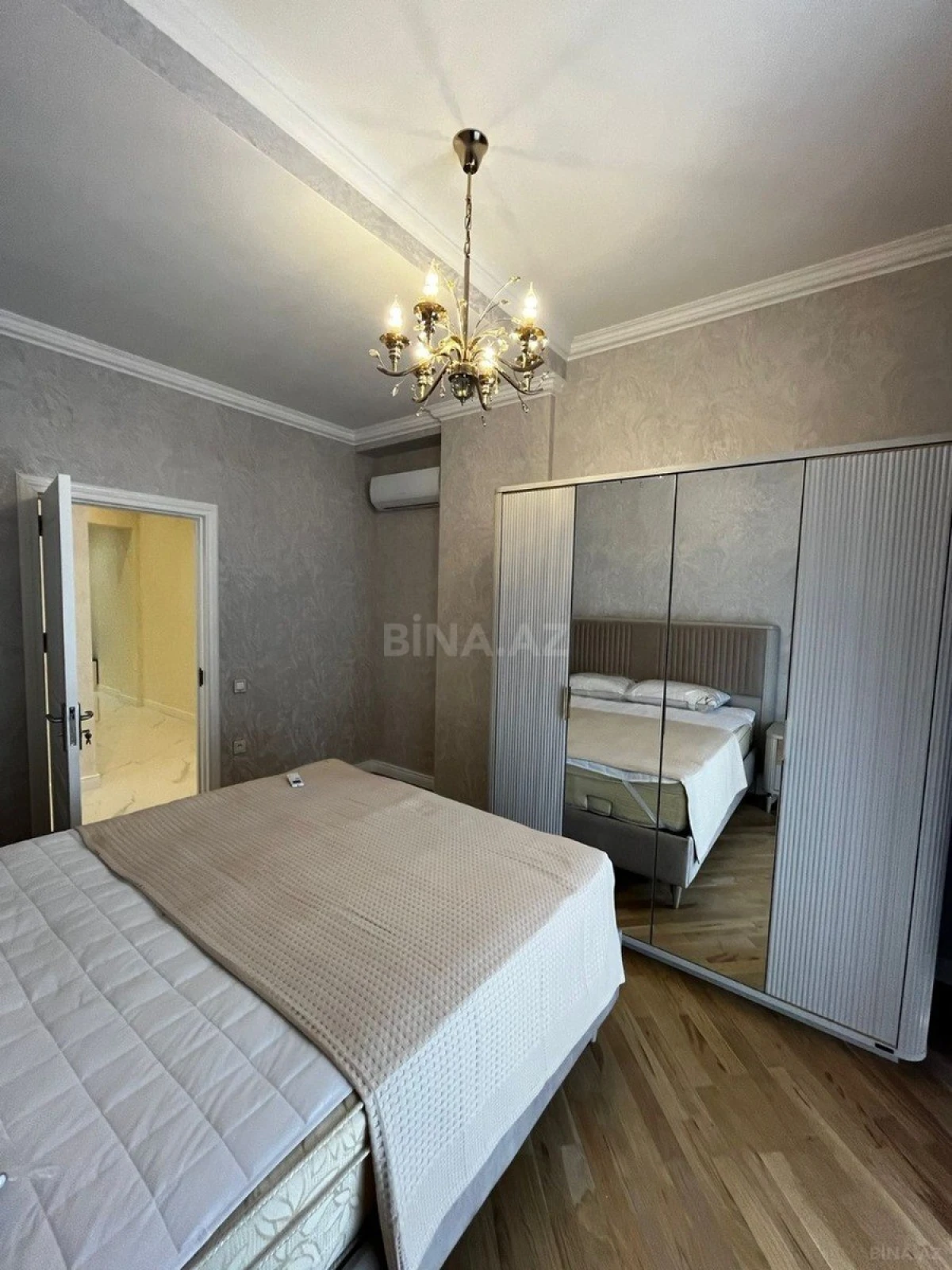 Kirayə verilir 3 otaqlı mənzil 110 m²