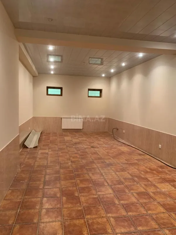Satılır 10 otaqlı həyət evi 450 m²
