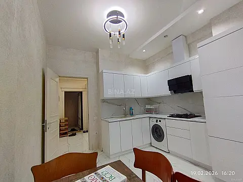 Kirayə verilir 2 otaqlı mənzil 84 m²
