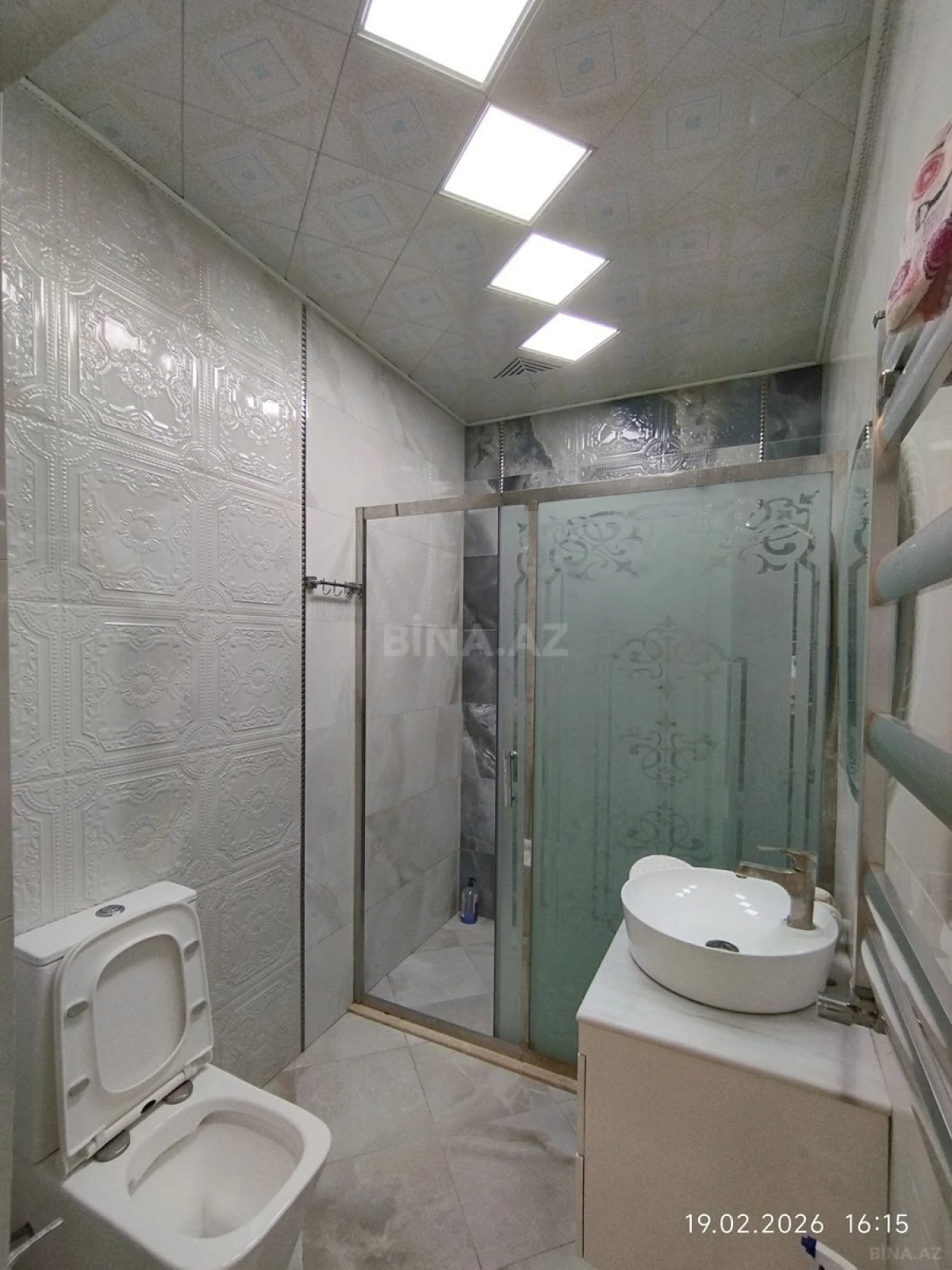 Kirayə verilir 2 otaqlı mənzil 84 m²