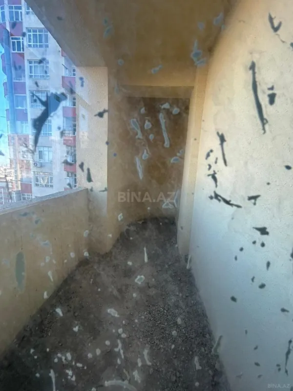 Satılır 3 otaqlı mənzil 136 m²