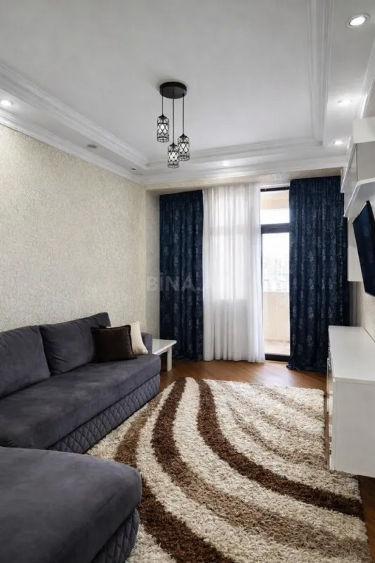 Satılır 2 otaqlı mənzil 60 m²