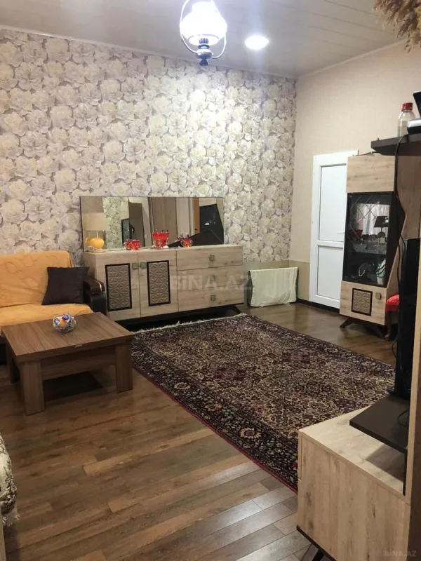 Satılır 1 otaqlı mənzil 58 m²