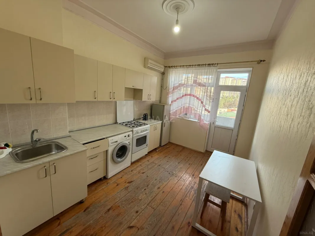 Kirayə verilir 3 otaqlı mənzil 90 m²