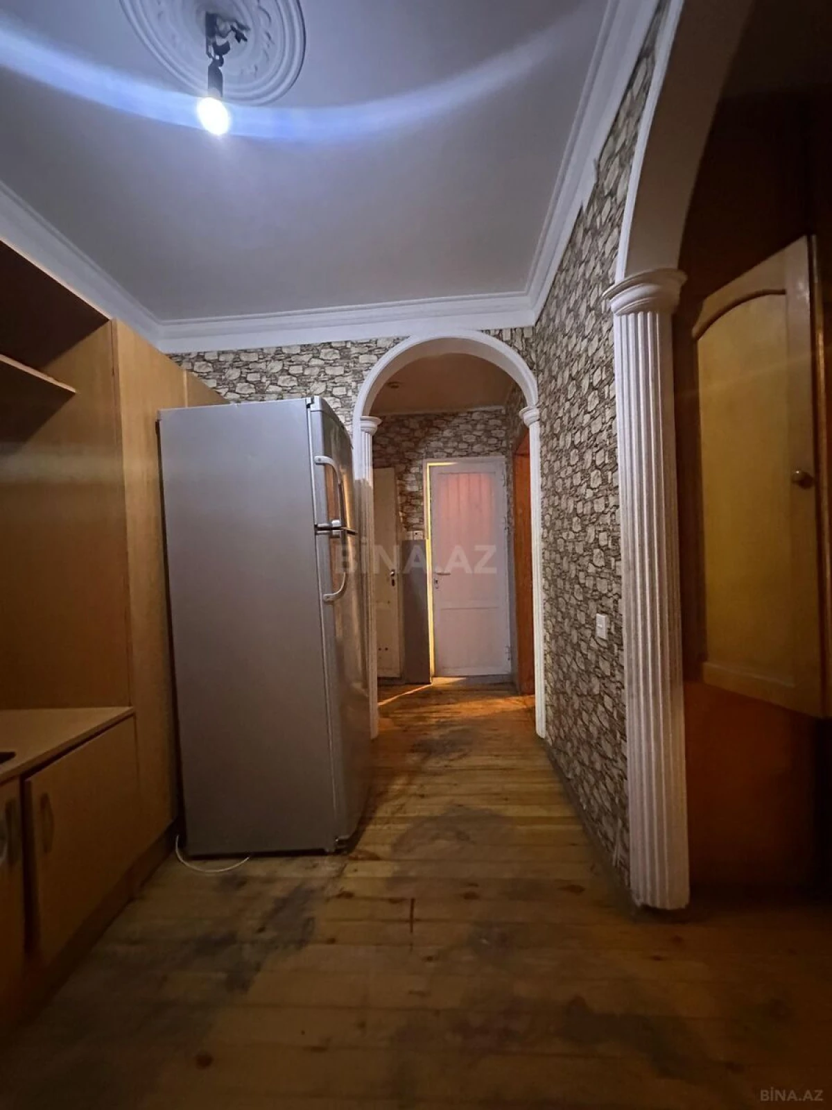 Satılır 4 otaqlı mənzil 100 m²