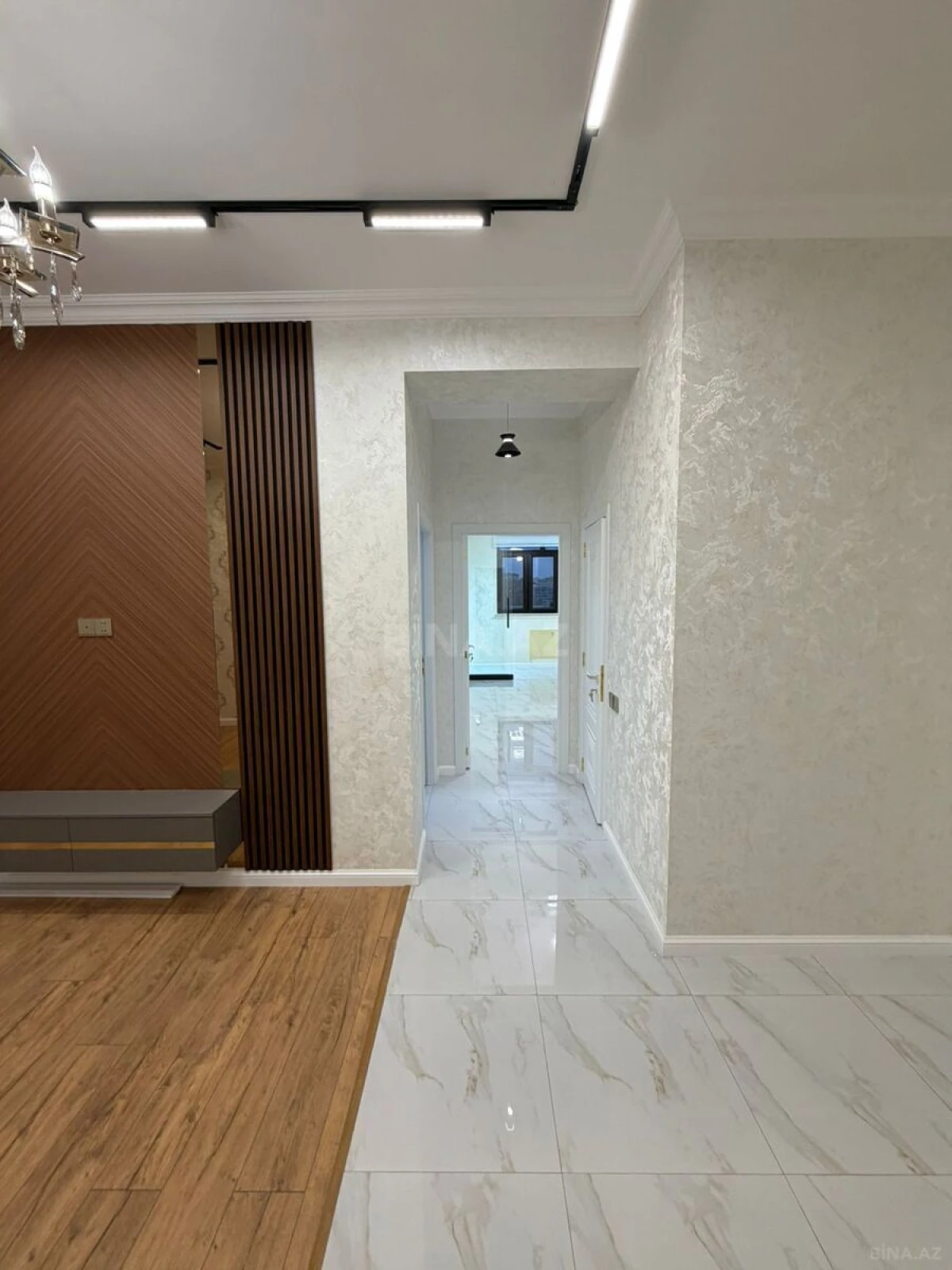 Satılır 3 otaqlı mənzil 79 m²