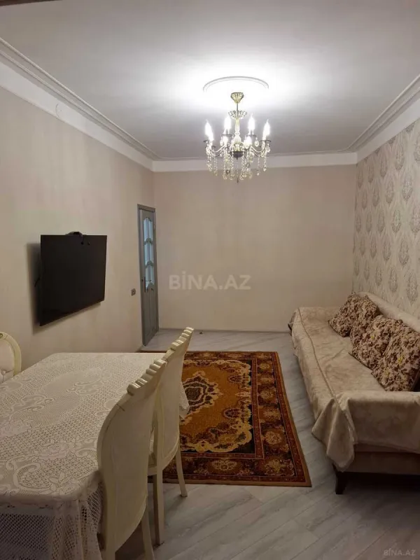 Satılır 4 otaqlı mənzil 90 m²