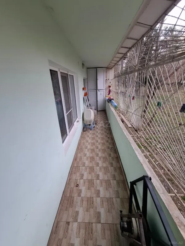 Satılır 4 otaqlı mənzil 90 m²