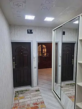 Satılır 4 otaqlı mənzil 90 m²