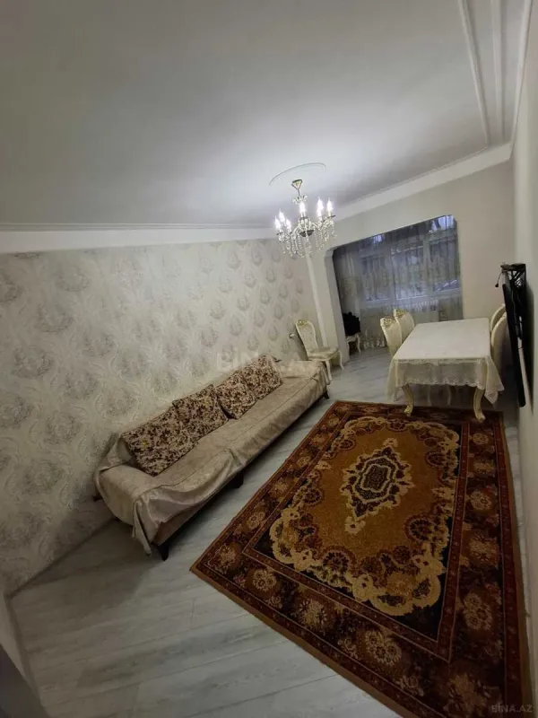 Satılır 4 otaqlı mənzil 90 m²
