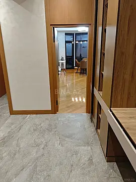 Kirayə verilir 2 otaqlı mənzil 75 m²
