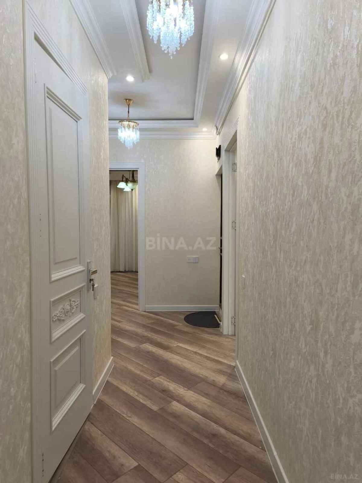 Satılır 2 otaqlı mənzil 65 m²
