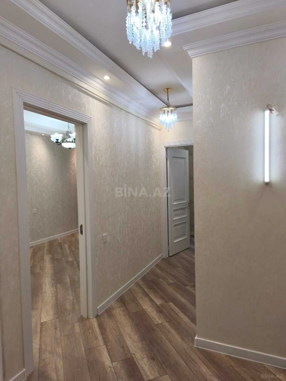 Satılır 2 otaqlı mənzil 65 m²