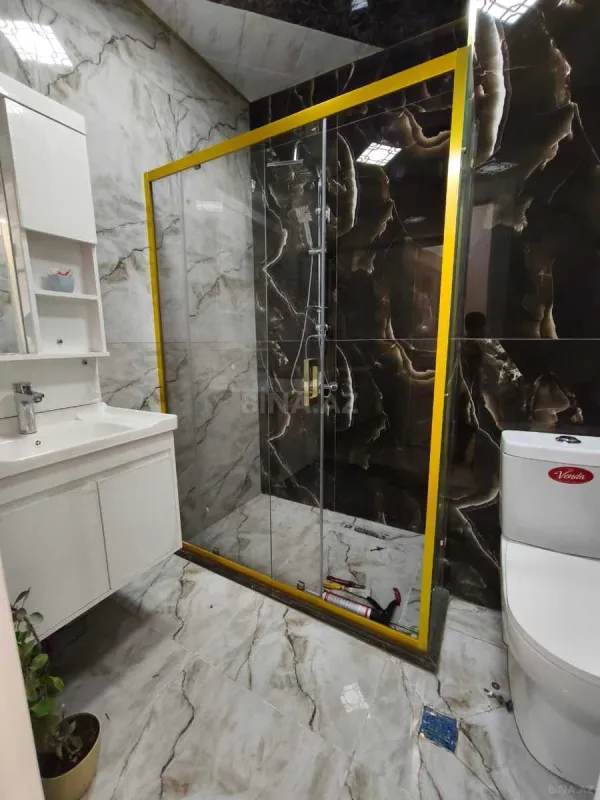 Satılır 2 otaqlı mənzil 65 m²