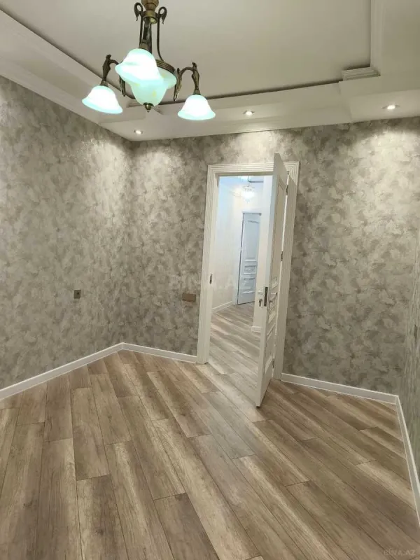 Satılır 2 otaqlı mənzil 65 m²