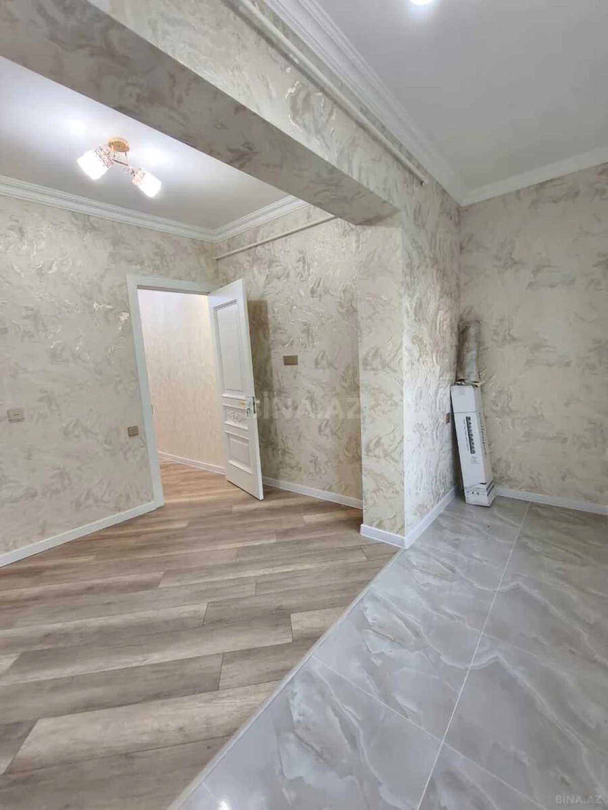 Satılır 2 otaqlı mənzil 65 m²