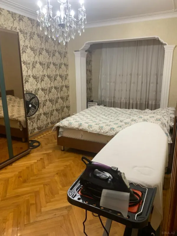 Satılır 4 otaqlı mənzil 100 m²