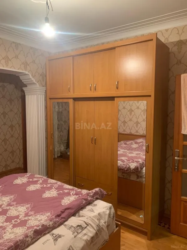 Satılır 4 otaqlı mənzil 100 m²